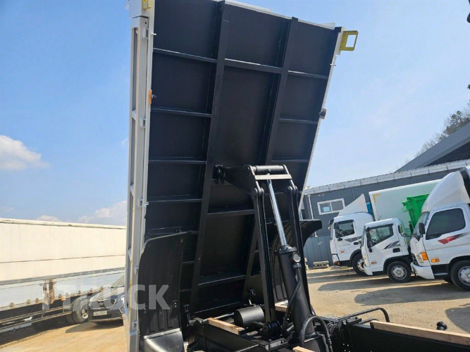 현대 메가트럭 화물덤프 5톤 12