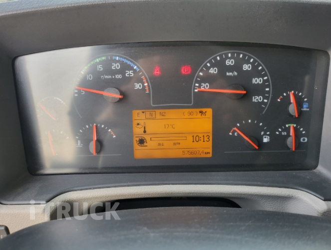 볼보 FE 350 후축 윙바디 9.5톤 오토 17