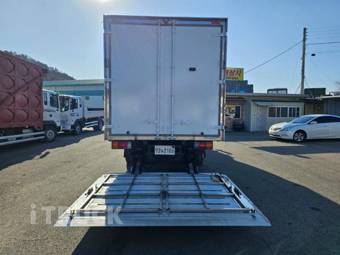 현대 메가트럭 280 단바리 냉장탑 5톤 수동 7