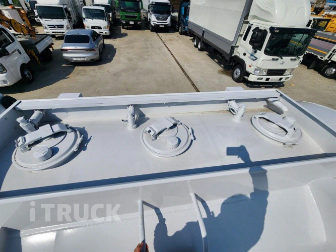 현대 탱크로리 올뉴마이티 5,000L 수동 8