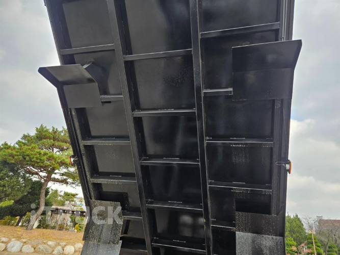 현대 메가트럭 화물덤프 7.5톤 10