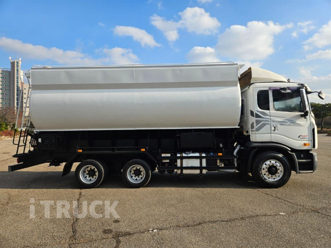 타타대우 프리마 고하중 14톤 사료운반차 14