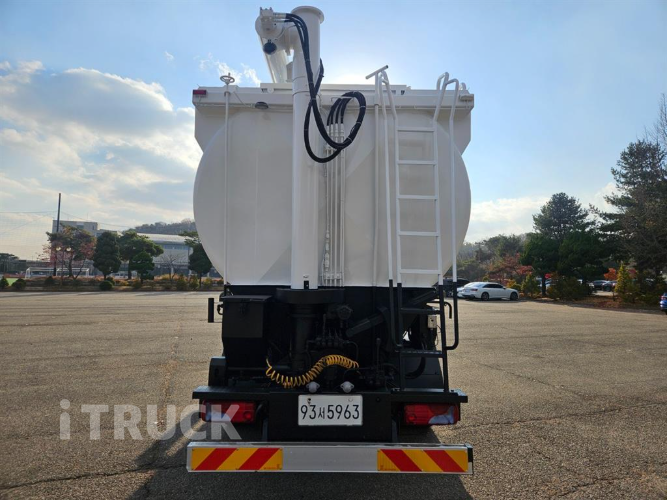 타타대우 프리마 고하중 14톤 사료운반차 16