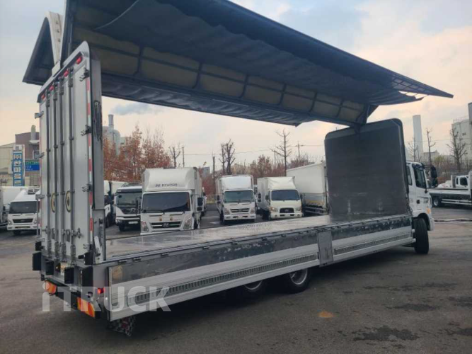 현대 메가트럭 280 후축 윙바디 5톤 수동 9