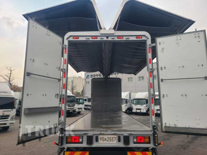 현대 메가트럭 280 후축 윙바디 5톤 수동 11