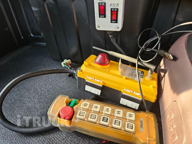 타타대우 프리마 고하중 14톤 사료운반차 1