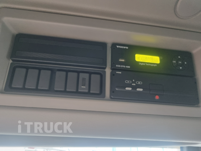 볼보 FE 350 후축 윙바디 8.5톤 오토 12