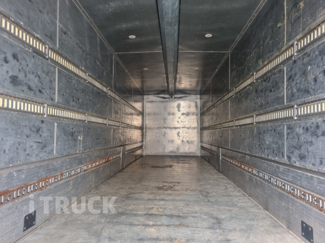 볼보 FE 350 후축 윙바디 8.5톤 오토 8