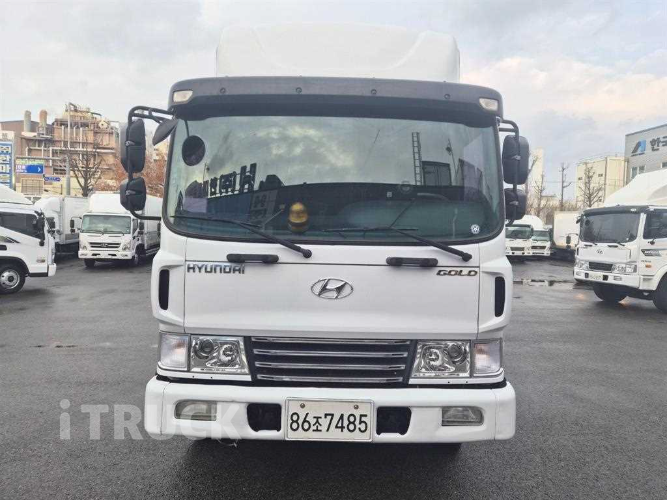 현대 메가트럭 280 후축 윙바디 5톤 수동 1