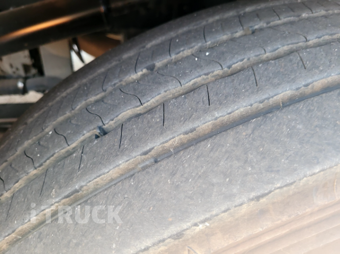 타타대우 우드칩 25톤 570 후축 오토 리타더 8