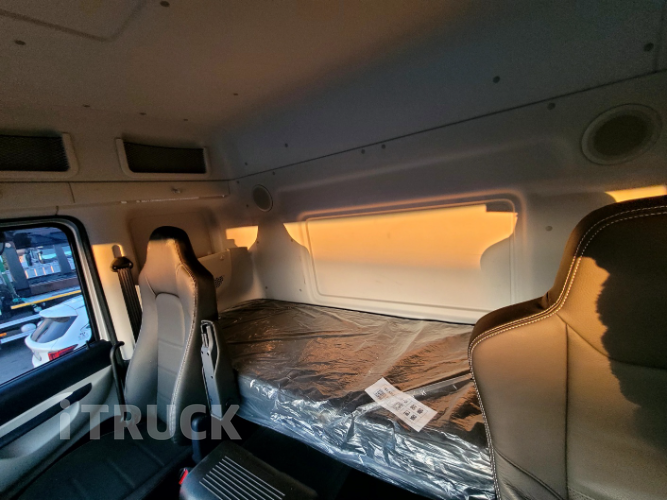 타타대우 우드칩 25톤 570 후축 오토 리타더 15