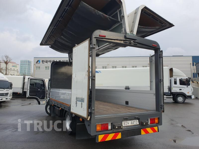 현대 올뉴마이티 3.5톤 윙바디 슈퍼캡 7
