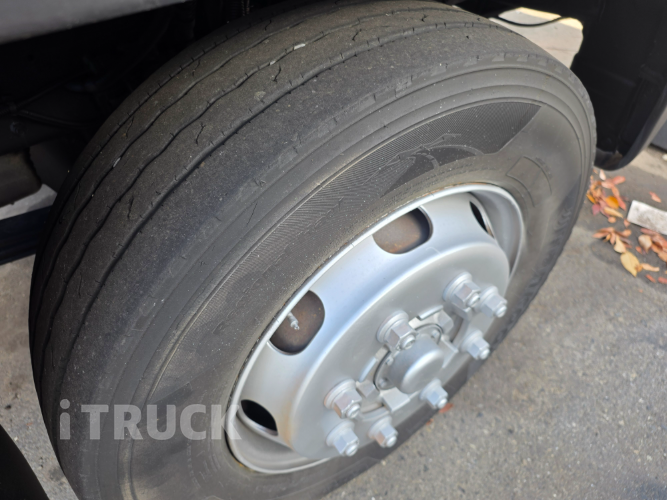 현대 메가트럭 250 단바리 카고 5톤 수동 7