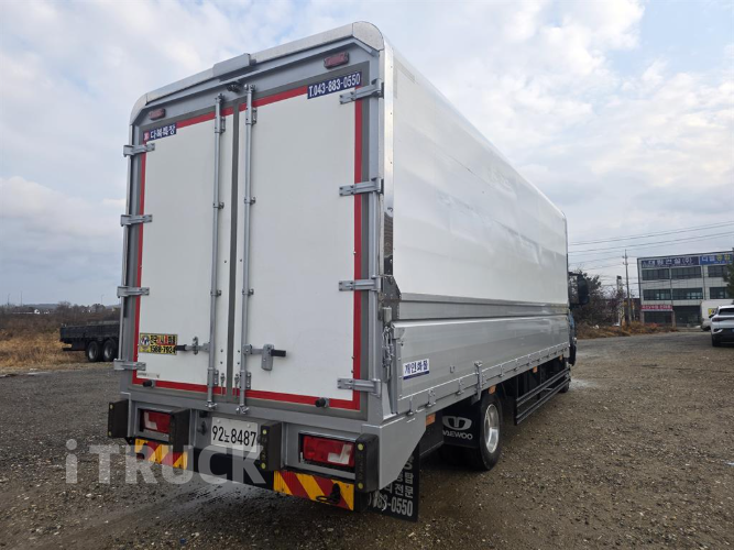 타타대우 더쎈 4톤 광폭 윙바디 숏캡(일반캡, 표준캡) 4