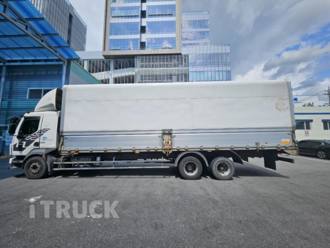 볼보 280 후축 윙바디 4.5톤 오토 3