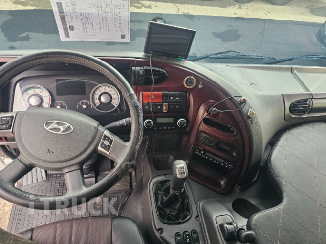 현대 메가트럭 와이드캡 300 후축 윙바디 5톤 수동 7