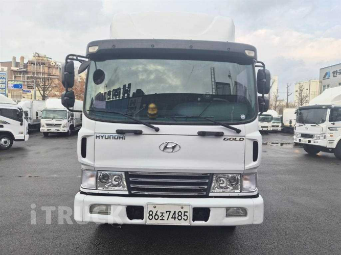 현대 메가트럭 280 후축 윙바디 5톤 수동 1