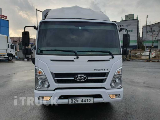 현대 올뉴마이티 3.5톤 윙바디 슈퍼캡 1