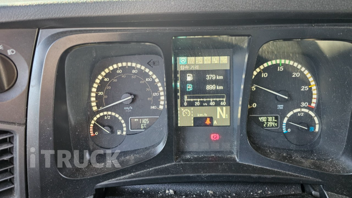 벤츠 아록스 299 후축 윙바디 10.5톤 오토 9