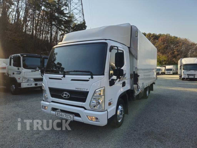 현대 올뉴마이티 3.5톤 윙바디 슈퍼캡 1