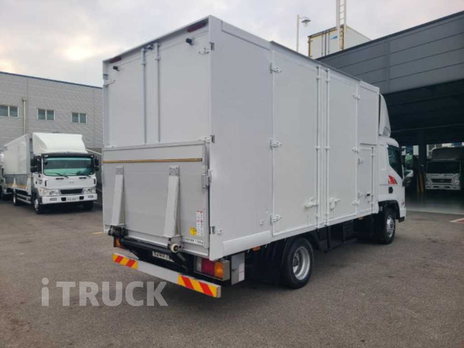 현대 올뉴마이티 2.5톤 익스하이탑 슈퍼캡 4