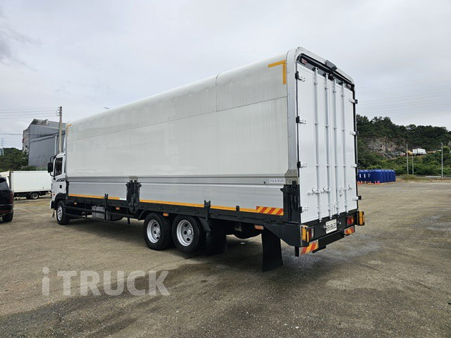 현대 메가트럭 250 후축 윙바디 4.5톤 수동 4