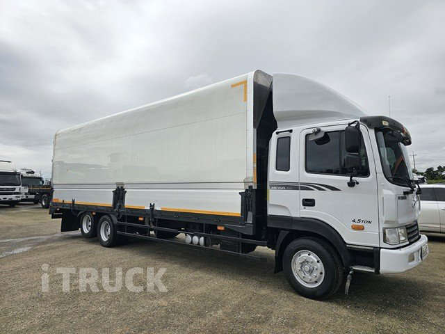 현대 메가트럭 250 후축 윙바디 4.5톤 수동 3