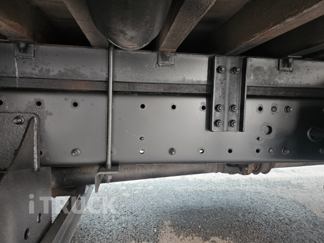 현대 메가트럭 260 앞축 카고 4.5톤 수동 7