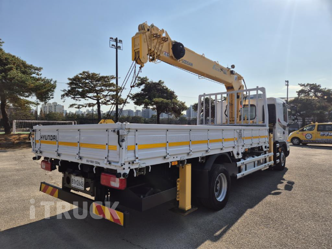 현대 카고크레인 수산 파비스 5톤 7