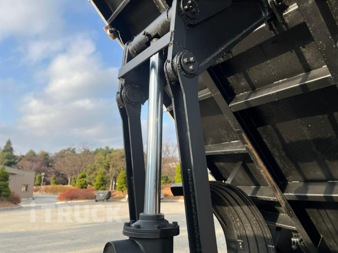 현대 메가트럭 화물덤프 5톤 13