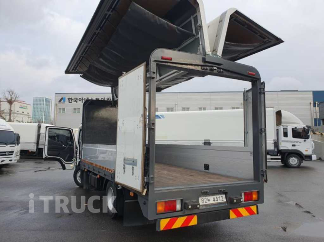 현대 올뉴마이티 3.5톤 윙바디 슈퍼캡 8