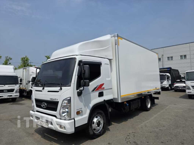 현대 올뉴마이티 3.5톤 익스하이탑 슈퍼캡 1