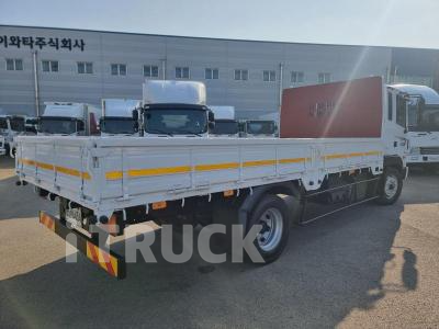 현대 메가트럭 270 단바리 카고 4.5톤 수동 4