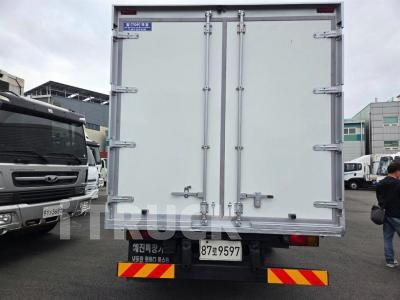 현대 메가트럭 260 후축 냉동탑 5톤 수동 5