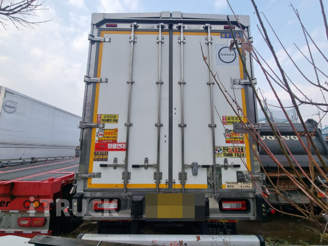 볼보 FE 350 후축 윙바디 8.5톤 오토 3