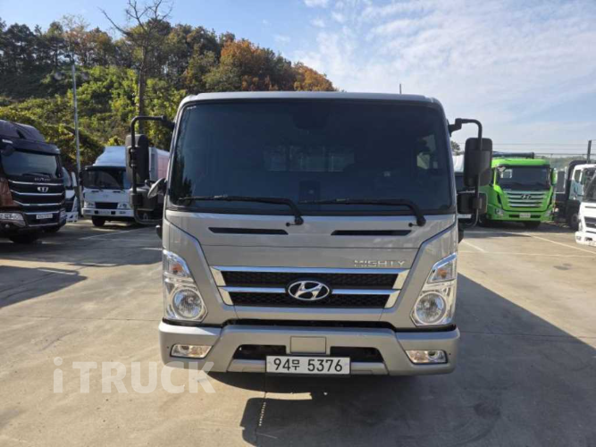 현대 올뉴마이티 3.5톤 카고 슈퍼캡 1