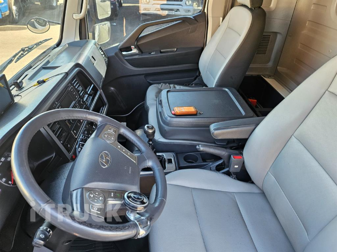 현대 올뉴마이티 2.5톤 익스하이탑 슈퍼캡 13