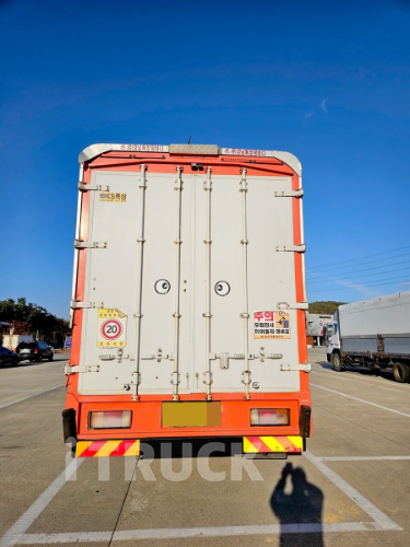현대 메가트럭 와이드캡 300 후축 윙바디 6.5톤 오토 2