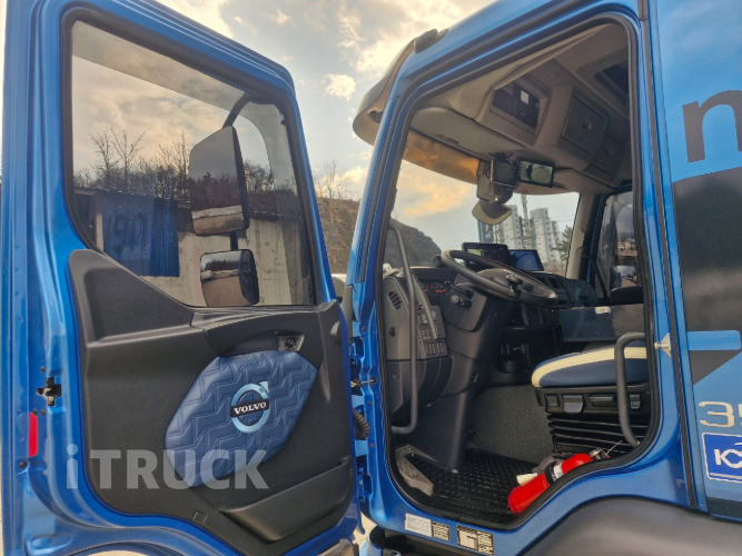 볼보 FE 350 후축 윙바디 9.5톤 오토 9