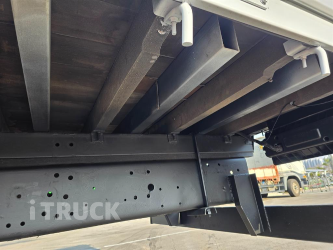 현대 메가트럭 280 단바리 카고 5톤 수동 11