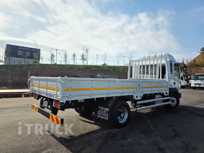 현대 메가트럭 280 단바리 카고 5톤 수동 4