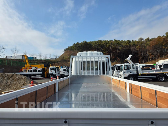 현대 메가트럭 280 단바리 카고 5톤 수동 6