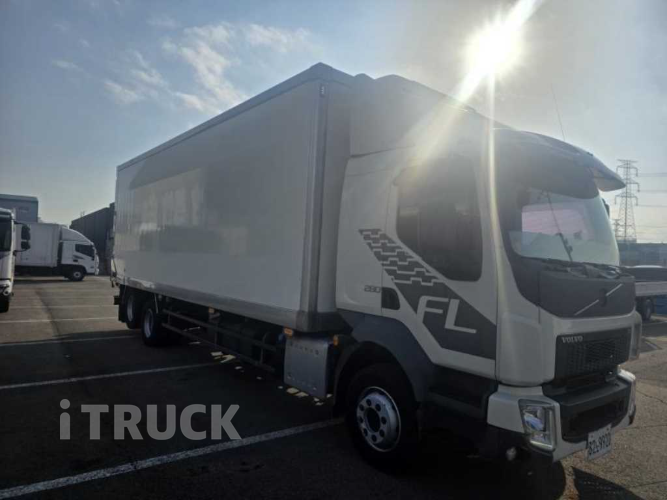 볼보 FL 280 후축 냉동탑 4.5톤 오토 2