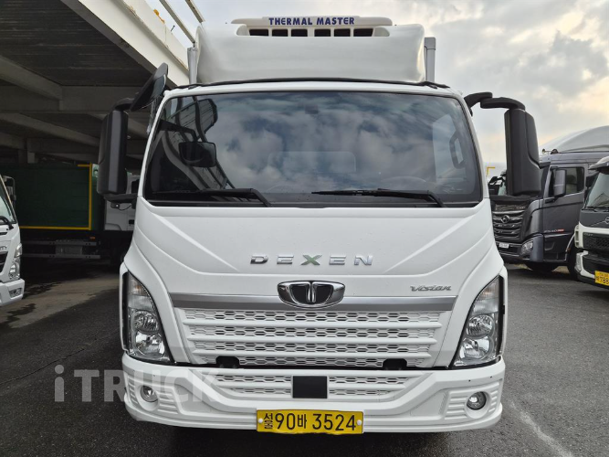 타타대우 더쎈 4톤 광폭 탑 1