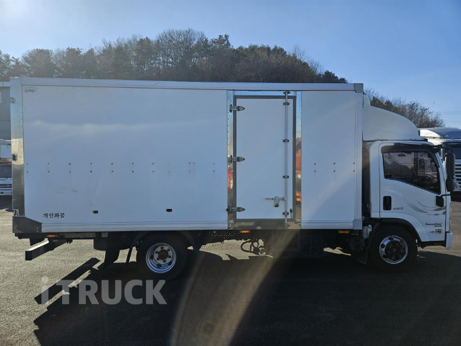 이스즈 엘프 3.5톤 광폭 냉동탑 4
