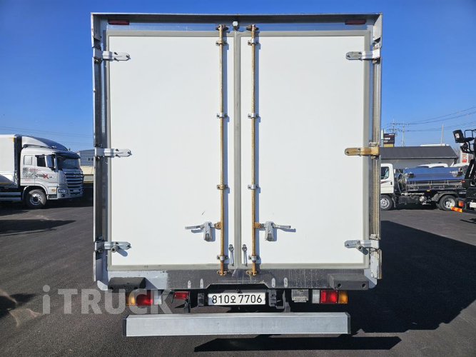 이스즈 엘프 3.5톤 광폭 냉동탑 6