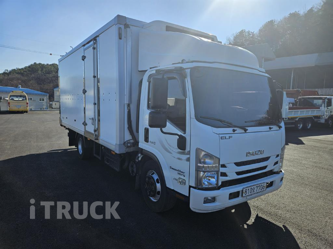 이스즈 엘프 3.5톤 광폭 냉동탑 2