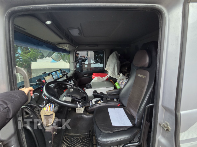 타타대우 프리마 280 십바리 윙바디 9톤 오토 18