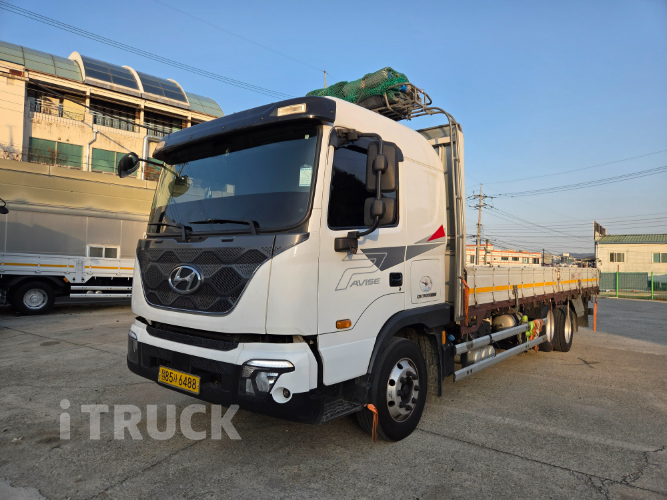 현대 메가트럭 300 앞축 카고 7.5톤 오토 2