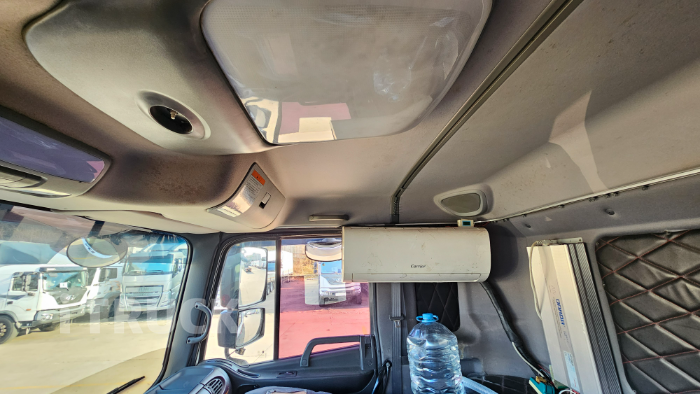 현대 메가트럭 와이드캡 300 후축 윙바디 6.5톤 오토 12